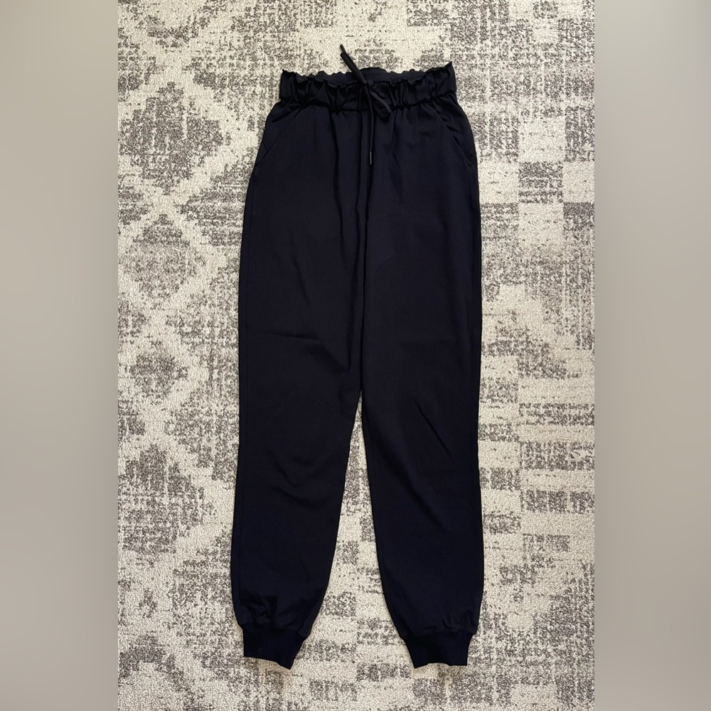 Lululemon stretch high-rise joggers Size 2